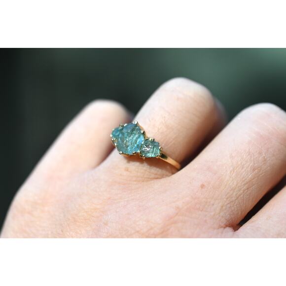 Raw aquamarine ring, crystal ring, three stone ring, natural gemstone jewelry - Picture 4 of 6